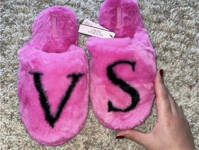 Buy Closed-Toe Faux Fur Slipper - Order Slippers online 5000008198