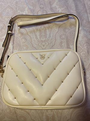 Jarely's photo of the Crossbody Camera Bag. Photo 1 of 2. Review Image shared by Jarely