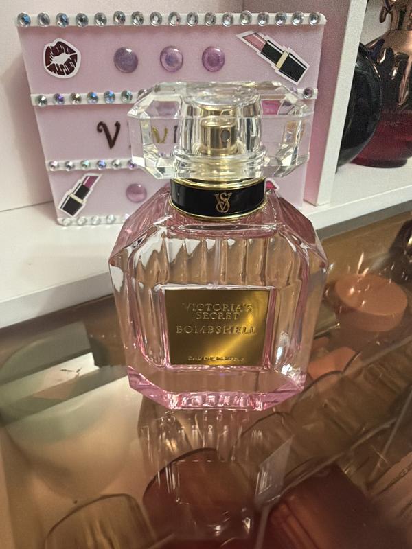 Buy Bombshell Eau de Parfum 1.7 oz, 1.7 Oz - Order Fragrances