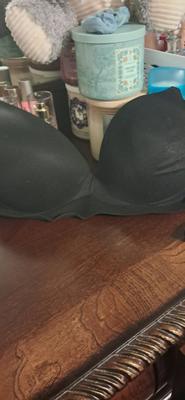MsMoore's photo of the Smooth Wireless Push-Up Plunge Bra. Photo 1 of 1. Bild-Bewertung geteilt von Marlethia