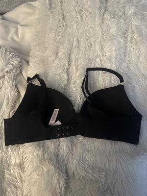 Marialex's photo of the Smooth Wireless Push-Up Plunge Bra. Photo 2 of 3. Bild-Bewertung geteilt von Marialex