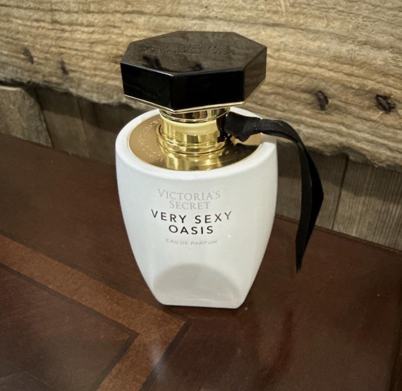 Buy Very Sexy Oasis Eau de Parfum 3.4 oz, 3.4 Oz - Order
