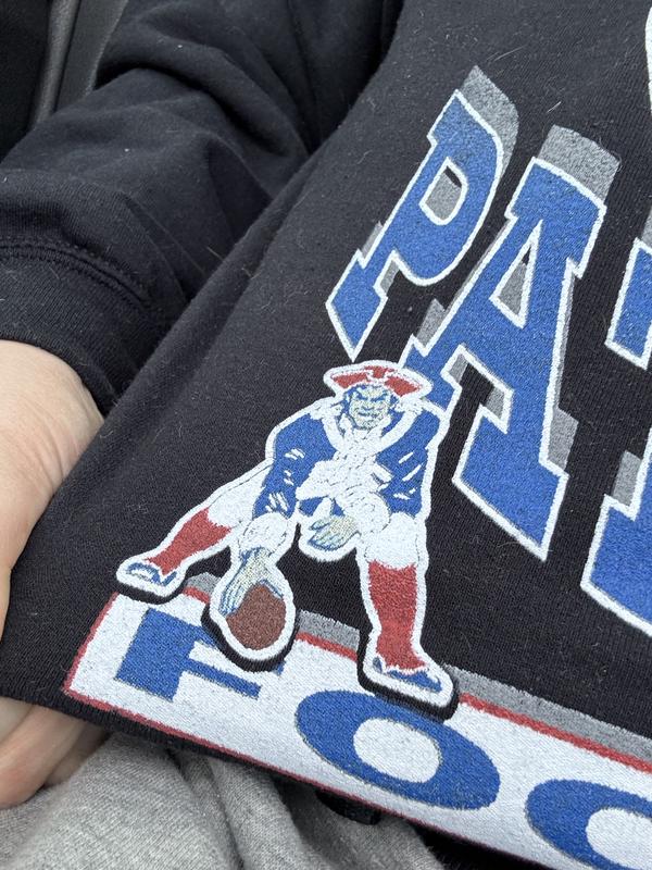 RACHEL's photo of the Patriots Helmet Crew Fleece Sweatshirt. Photo 1 of 1