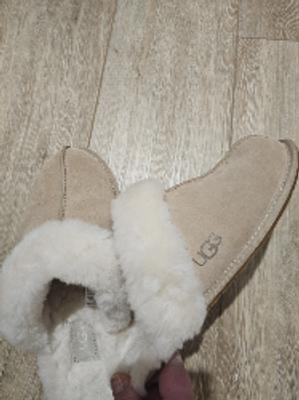 Laura's photo of the Scuffette Slippers. Photo 2 of 2