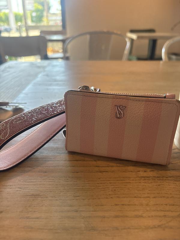 レア　victoria's secret ウィークエンダー　ヘリテージストライプ フォールドオーバー カードケース, ヘリテージ ストライプを購入