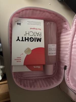 新品★Victoria’s Secret★化粧ポーチ・4つセット・ブラックキルト 新品☆Victoria's Secret☆化粧ポーチ・4つセット・ブラック