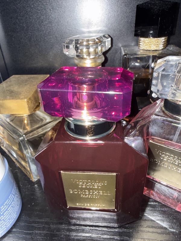 Buy Bombshell Passion Eau de Parfum 3.4 oz, 3.4 Oz - Order