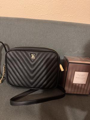 Nigora's photo of the Crossbody Camera Bag. Photo 3 of 3. Review Image shared by Nigora