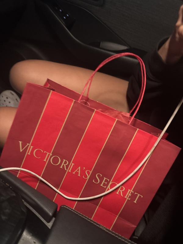 Ashley's photo of the Back Smoothing Full Coverage Bra. Photo 1 of 1