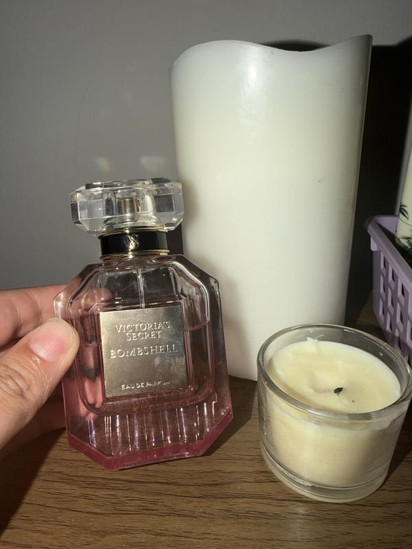 Buy Bombshell Eau de Parfum 3.4 oz, 3.4 Oz - Order Fragrances