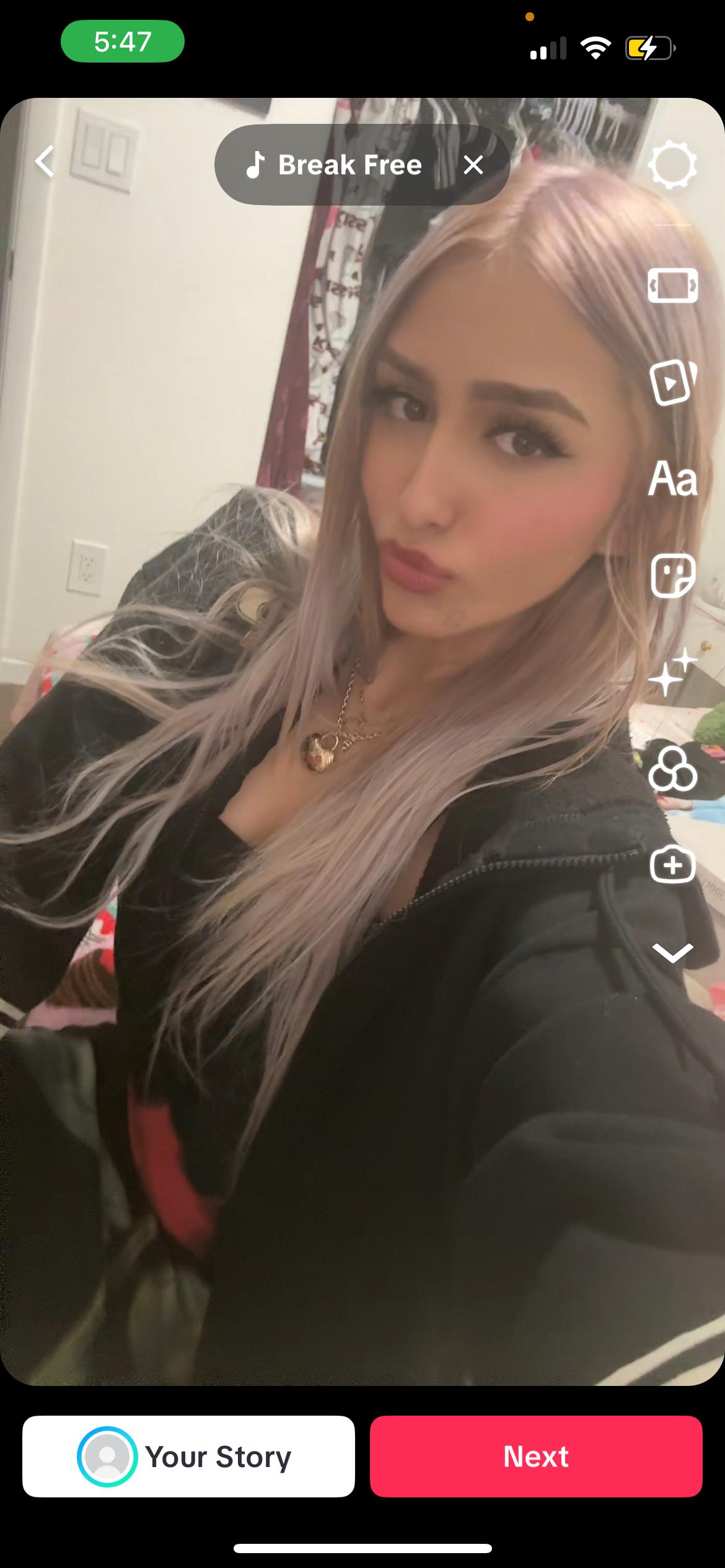 275808867