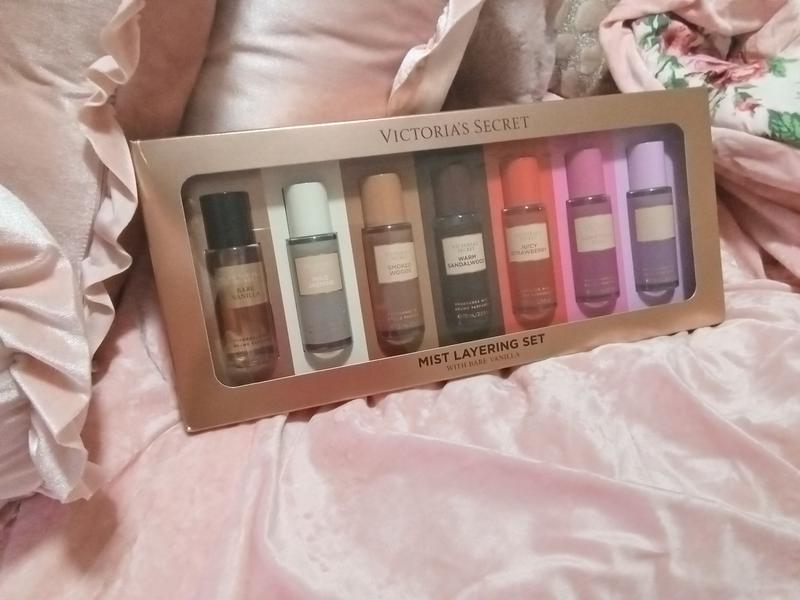Buy 7-Piece Fragrance Mist Layering Gift Set with Bare Vanilla
