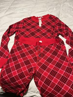 LuEdw's photo of the Thermal Long Pajama Set. Photo 1 of 1. Review Image shared by LuEdw