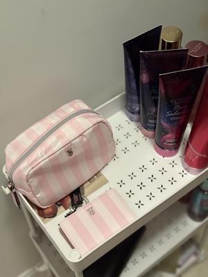 Buy Boxy Case Makeup Bag, - Order Cosmetic Cases online