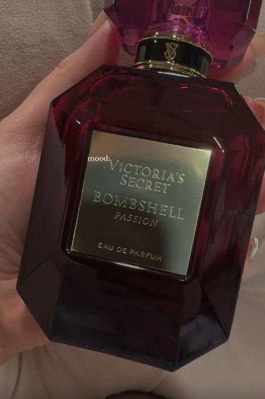 Buy Bombshell Passion Eau de Parfum 3.4 oz, 3.4 Oz - Order