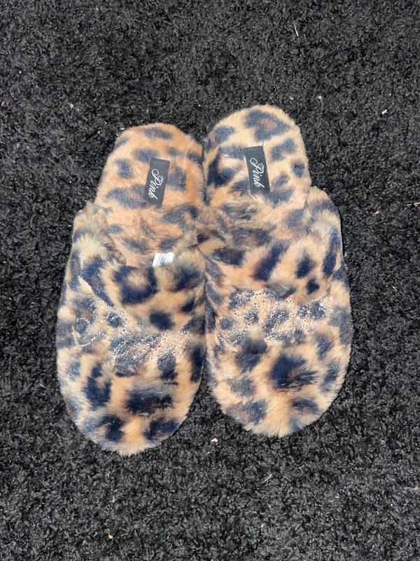 Buy Faux-Fur Closed-Toe Slippers, Pure Black Bling Logo Order