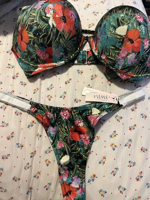 outlet store shop Victoria's Secret bikini bombshell push-up 34B and L  embellished bottoms