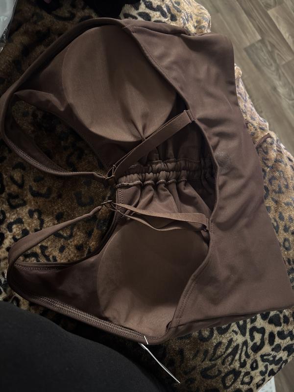 Relay Ruched Plunge Sports Bra