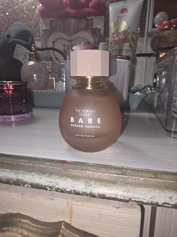 Bare Sueded Vanilla オードパルファム 1.7 oz, 1.7ozを購入する