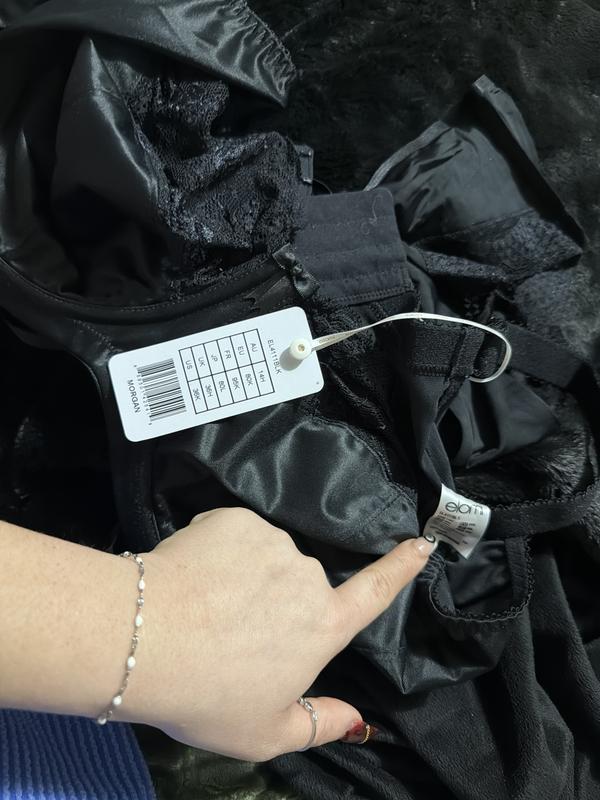 Alison's photo of the Morgan Stretch Banded Bra. Photo 1 of 1