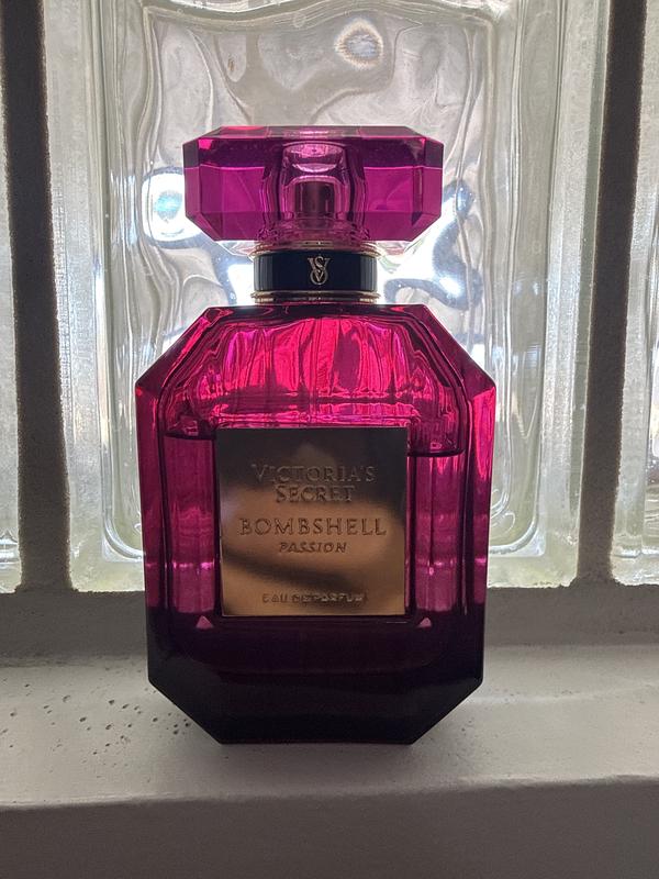 Buy Bombshell Passion Eau de Parfum 3.4 oz, 3.4 Oz - Order