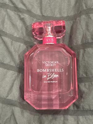 Buy Bombshells in Bloom Eau de Parfum, 1.7 Oz - Order