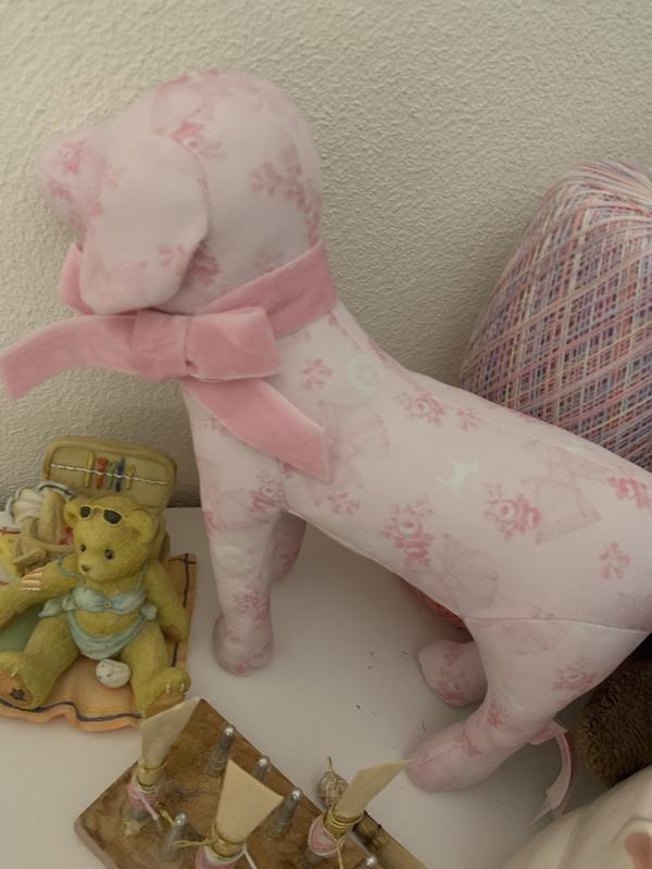 限定 激レア PINK X LoveShackFancy コラボ 犬 ぬいぐるみ Buy undefined, - Order undefined online - PINK US