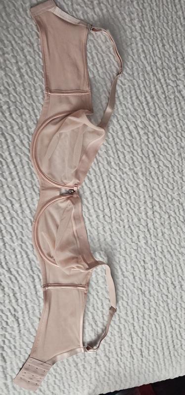 VS shppr frm way back's photo of the Sheer Mesh Full Coverage Unlined Underwire Bra. Photo 1 of 1