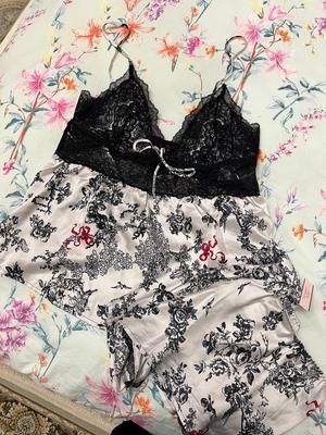 victoria secret stretch lace and chiffon cami set