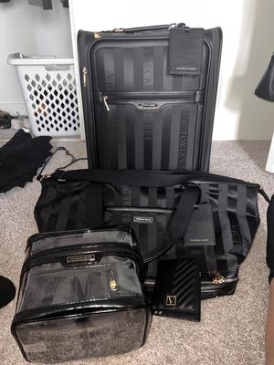 Victoria secret rolling online luggage