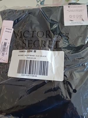 Buy VS Essential High-Rise Capri Leggings - Order Bottoms online 5000008279  - Victoria's Secret US
