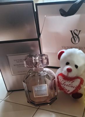 Bombshell オードパルファムVictoria's Secret Amazon.com : Victoria's Secret Bombshell Eau de Parfum