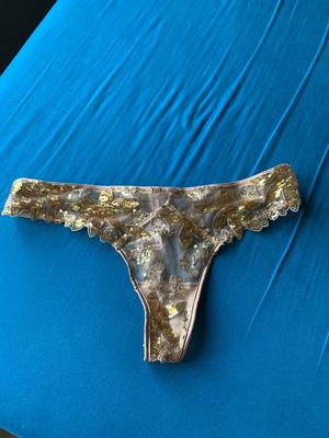 NWT $50 Victorias Secret Lux Crisscross Embroidered Thong Panty [SZ Small ]  P542