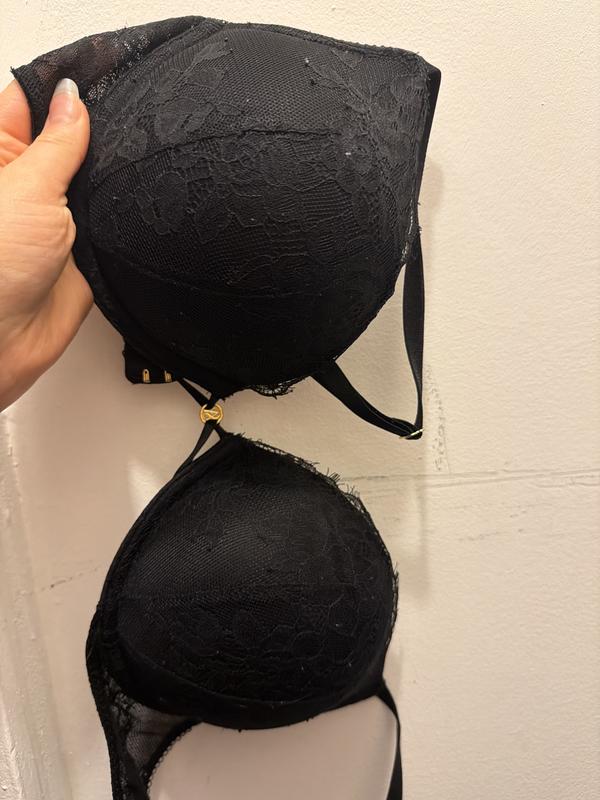 Bombshell ロゴ シャイン ストラップ 2カップアップ プッシュアップ