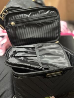 Bikini's photo of the Express Train Case. Photo 2 of 3. Review Image shared by Bikini