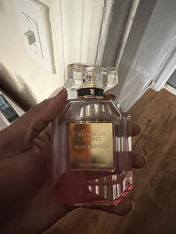 Buy Bombshell Eau de Parfum 1.7 oz, 1.7 Oz - Order Fragrances