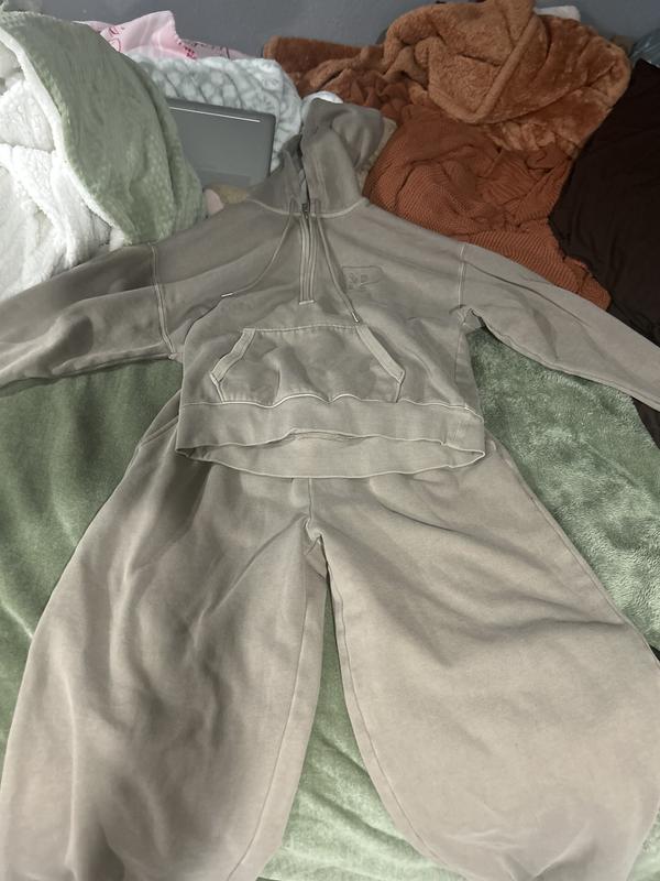 Ivy Fleece Wide-Leg Split-Hem Sweatpants