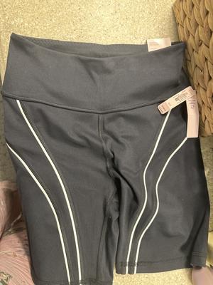 Buy VS Essential High-Rise Pocket 7 Bike Shorts - Order Bottoms online  5000008197 - Victoria's Secret US