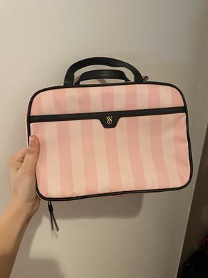 Buy Travel Toiletry Bag - Order Cosmetic Cases online 5000009495 - Victoria's  Secret US