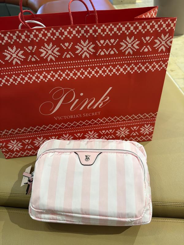 トラベル メイクポーチ, ブラックVキルトを購入する - Cosmetic Cases