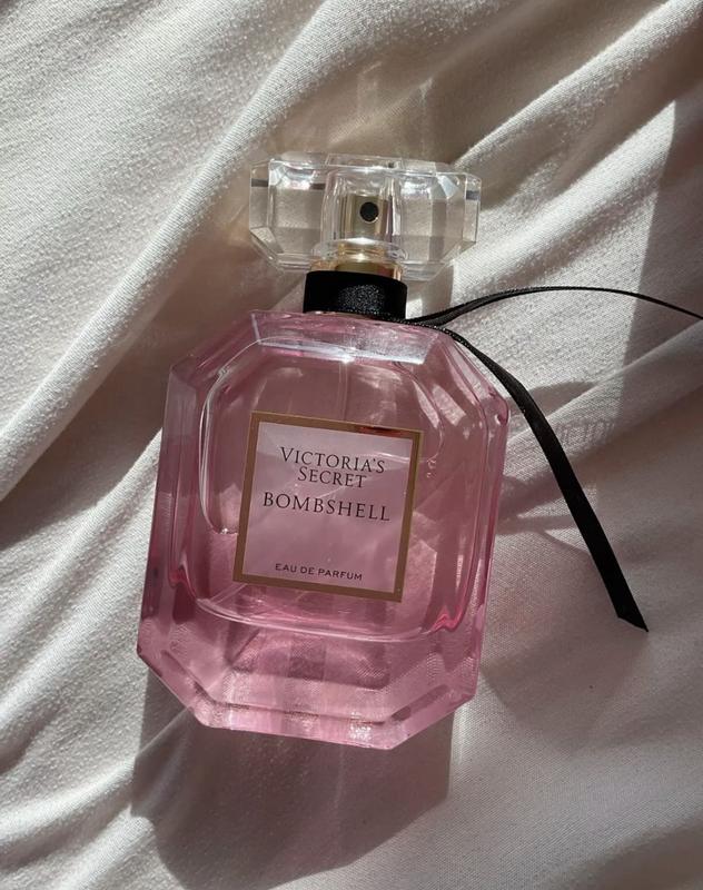 Buy Bombshell Eau de Parfum 1.7 oz, 1.7 Oz - Order Fragrances