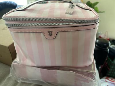 Raquel's photo of the Express Train Case. Photo 2 of 2. Review Image shared by Raquel