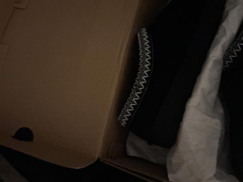 Ezirah's photo of the Tasman II Slippers. Photo 1 of 1