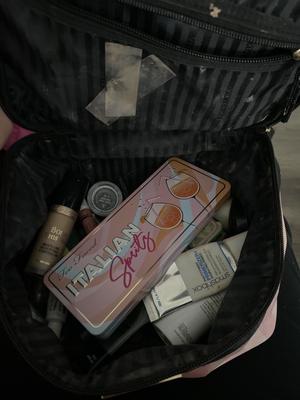 Beverly 's photo of the Makeup Train Case. Photo 2 of 3. Review Image shared by Beverly