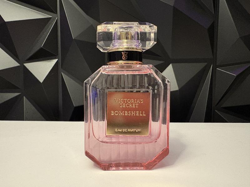 Buy Bombshell Eau de Parfum 3.4 oz, 3.4 Oz - Order Fragrances