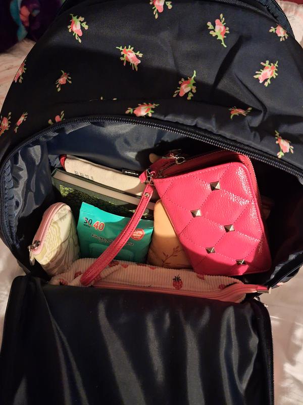 PINK Quilted Puffer Backpack NEW MSRP $59.65 Navy Floral 21.5 liter Dog Zipper Buy Puffer Quilted Backpack 21.5 Liters, Navy Floral - Order  main image 3