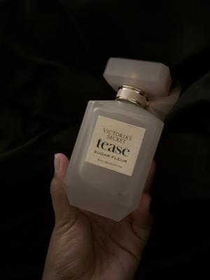 Shanjan's photo of the Tease Sugar Fleur Eau de Parfum - 3,40 oz. Photo 3 of 3. Bild-Bewertung geteilt von Shanjan