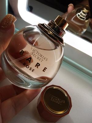 Bare Rose オードパルファム、3.4ozを購入する - Fragrancesを