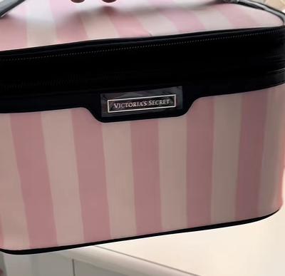 Khlo's photo of the Express Train Case. Photo 1 of 3. Review Image shared by Khlo