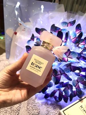 Chaykivska's photo of the Tease Sugar Fleur Eau de Parfum - 1,70 oz. Photo 1 of 1. Bild-Bewertung geteilt von Chaykivska